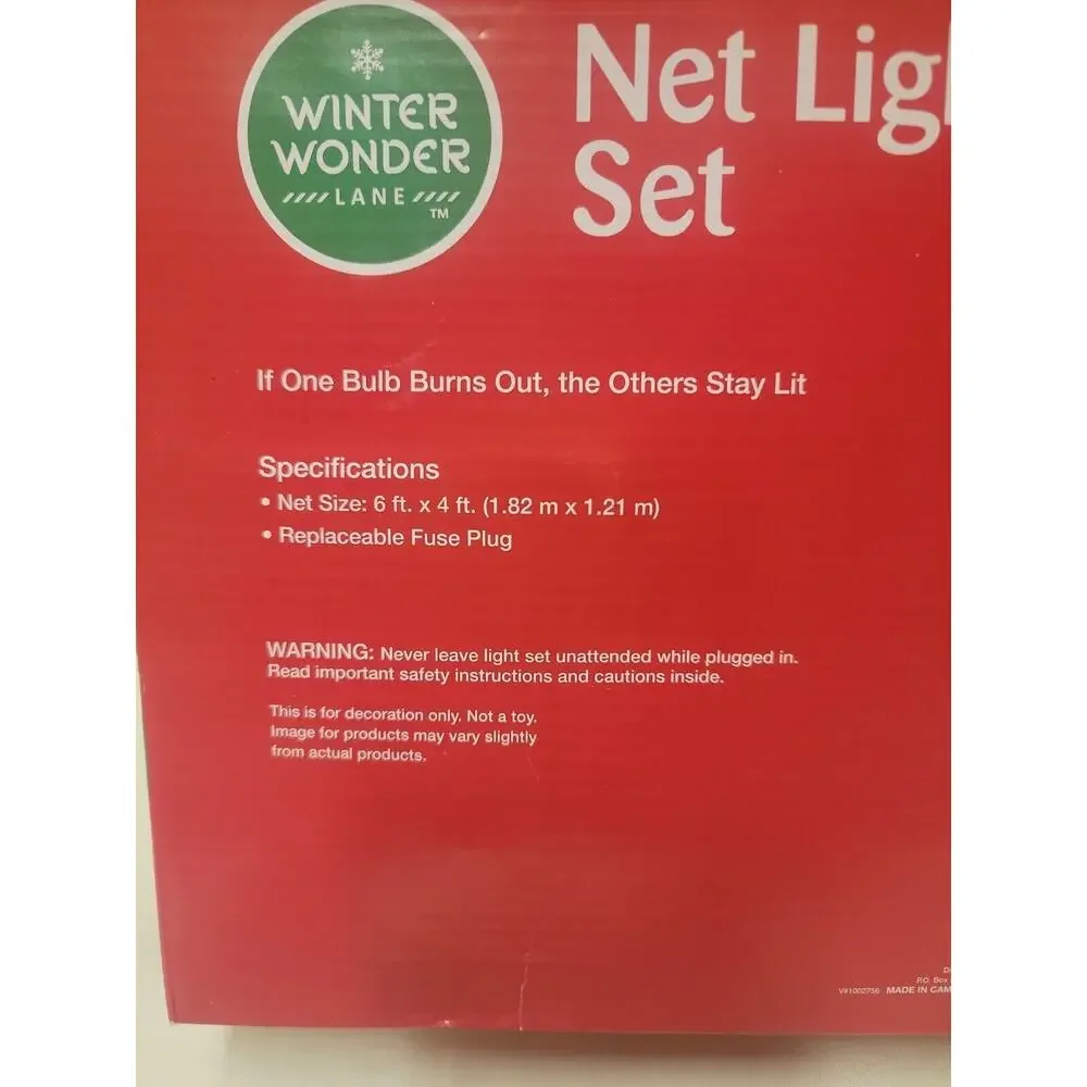 Winter Wonder Lane Net Light Set Green Wire 150 Clear Lights 6 ft x 4 ft